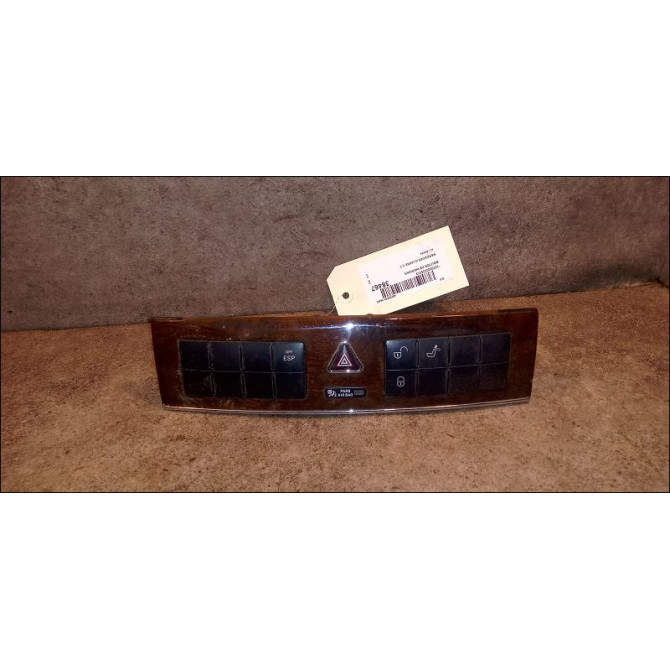 Bouton de warning occasion MERCEDES CLASSE C II 1