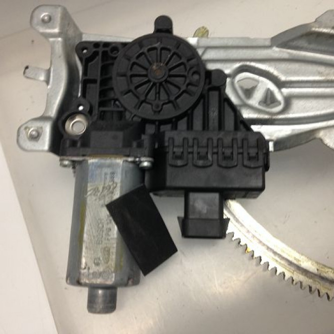 Mecanisme + moteur lève-glace avant droit occasion OPEL ASTRA III ASTRA III Phase 1 2004-04-01->2006-12-31 1.7 CDTI 100ch 93178696 2