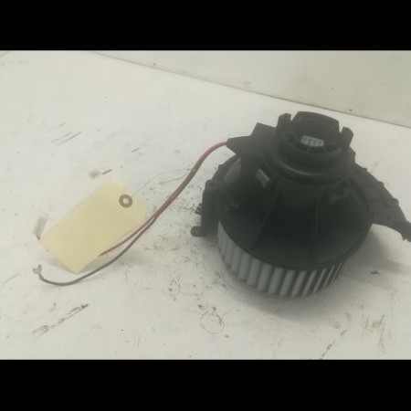 Ventilateur de chauffage occasion OPEL ASTRA III ASTRA III Phase 1 2004-04-01->2006-12-31 1.9 CDTI 120ch 93191900