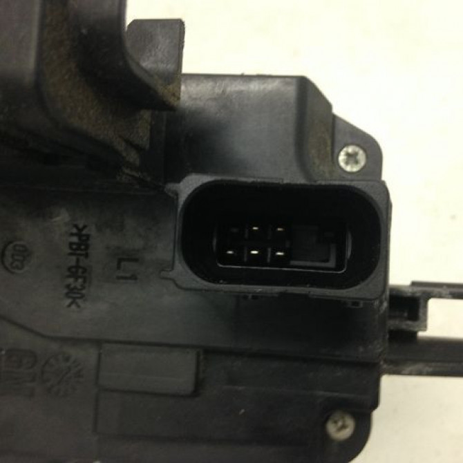 Serrure porte avg occasion OPEL VECTRA III Phase 2 10-2005->06-2007 13210768 2