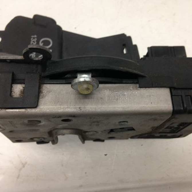 Serrure porte avg occasion OPEL VECTRA III Phase 2 10-2005->06-2007 13210768 3