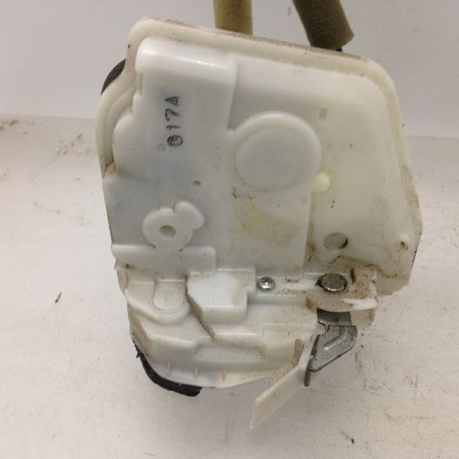 Serrure porte ard occasion MAZDA MAZDA 2 I Phase 1 03-2003->09-2007 1.4 MZ-CD D65172310D 2