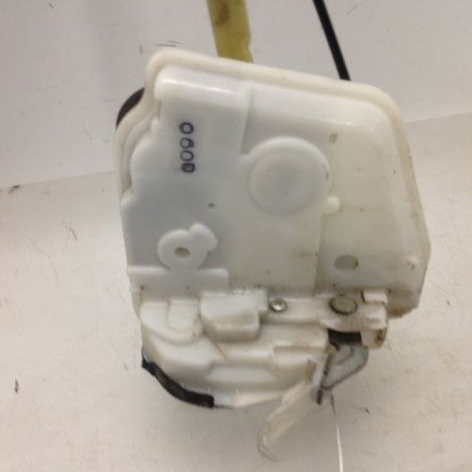 Serrure porte avd occasion MAZDA MAZDA 2 I Phase 1 03-2003->09-2007 1.4 MZ-CD DF7458310C 2