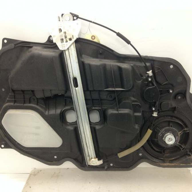 Mecanisme + moteur lève-glace avant droit occasion MAZDA MAZDA 2 I Phase 1 03-2003->09-2007 1.4 MZ-CD D65158590B 2