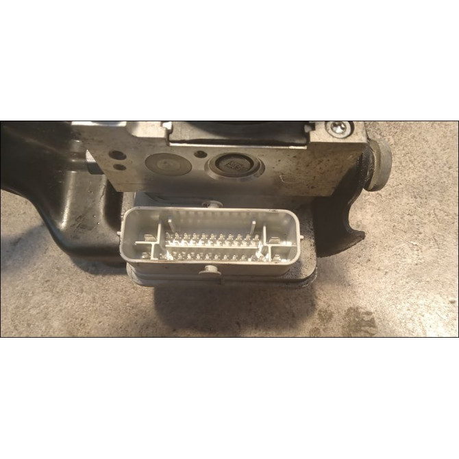 Unité hydraulique ABS occasion PEUGEOT 208 208 Phase 1 2012-03-01->2015-09-30 1.6 HDI 8v 115ch 1610134480 2