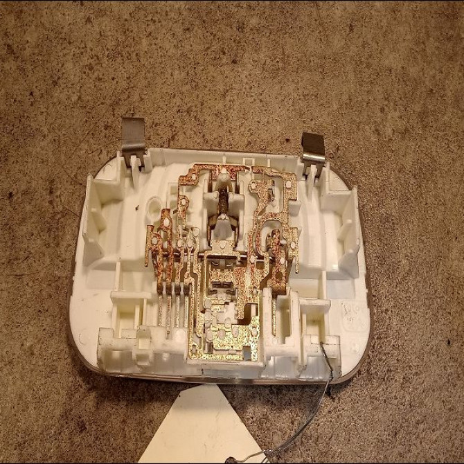 Plafonnier occasion CITROEN C3 II Phase 1 11-2009->02-2013 6362AC 2