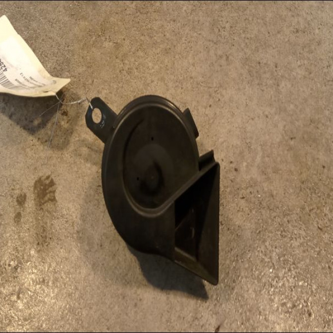 Klaxon  / avertisseur occasion VOLKSWAGEN POLO IV Phase 1 01-2002->05-2005 1.2 55ch 1