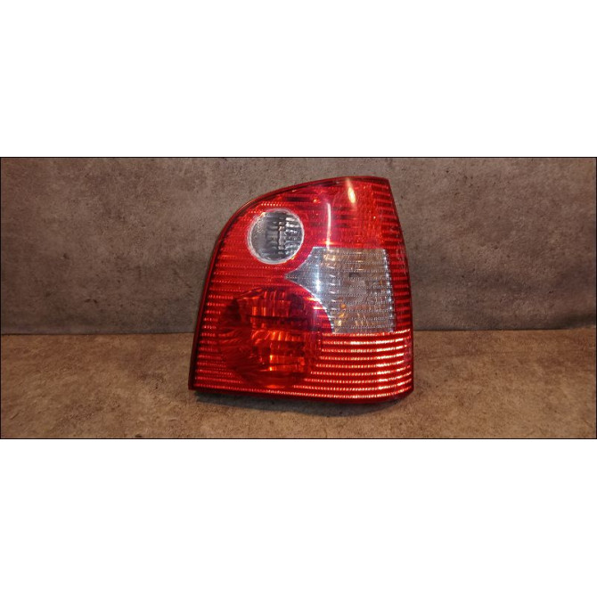 Feu arrière droit occasion VOLKSWAGEN POLO IV Phase 1 01-2002->05-2005 1.4i 75ch 6Q6945096Q 1