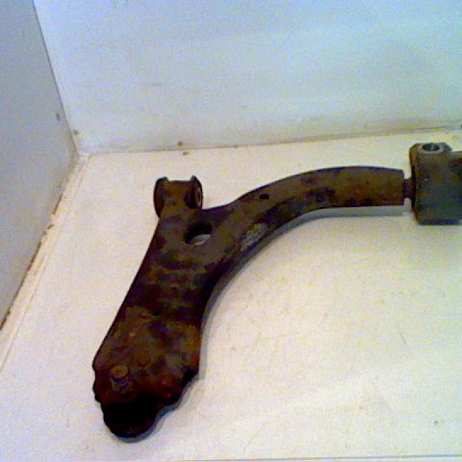 Triangle inf avg occasion FORD FIESTA V Phase 1 09-2002->10-2005 1.4 TDCI 1212808 1