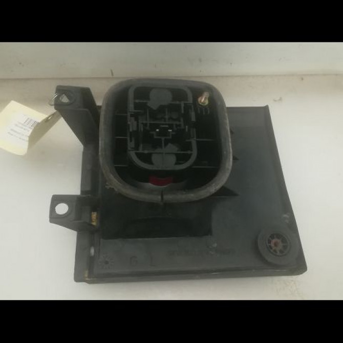 Feu arrière interieur gauche occasion RENAULT 21 Phase 1 01-1986->06-1989 TD 7701032020 2