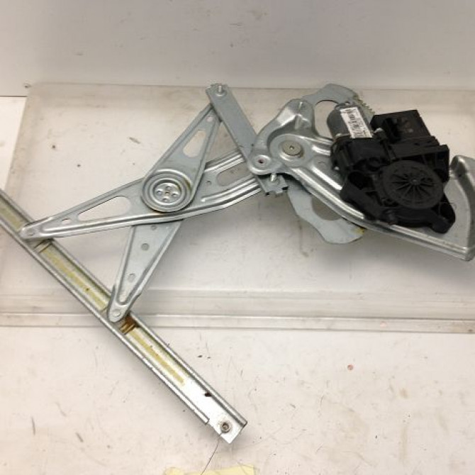 Mecanisme+moteur leve-glace ard occasion RENAULT SCENIC III Phase 3 04-2013->... 1.5 DCI 110ch 827208148R 1