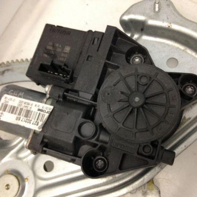 Mecanisme+moteur leve-glace ard occasion RENAULT SCENIC III Phase 3 04-2013->... 1.5 DCI 110ch 827208148R 2