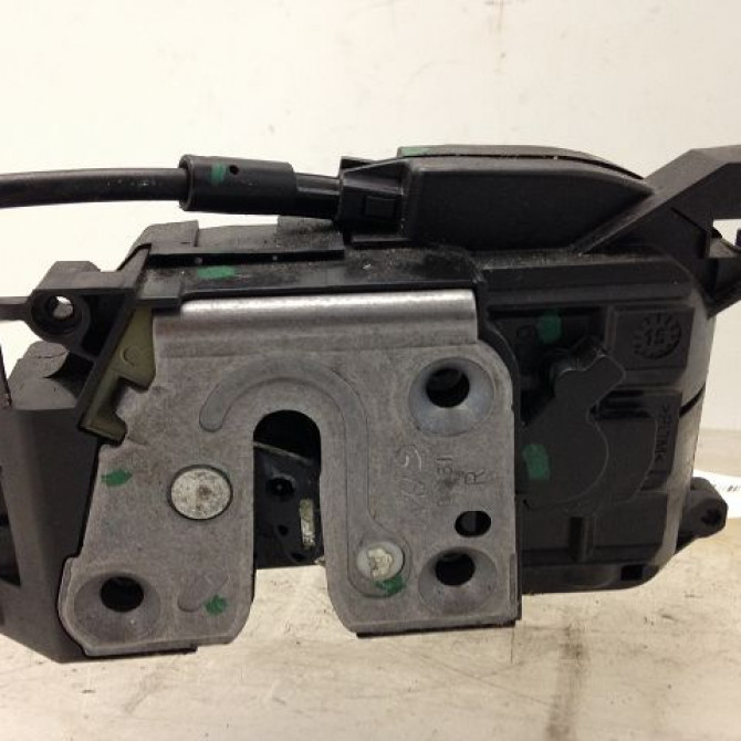 Serrure porte ard occasion RENAULT SCENIC III Phase 3 04-2013->... 1.5 DCI 110ch 825020033R 2