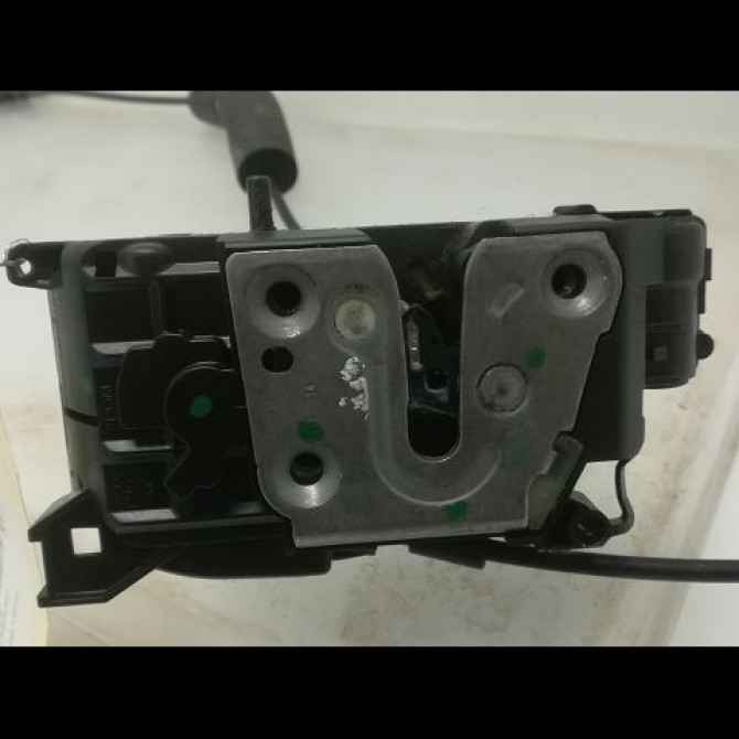 Serrure porte ard occasion RENAULT SCENIC III Phase 3 04-2013->... 1.5 DCI 110ch 825020033R 2