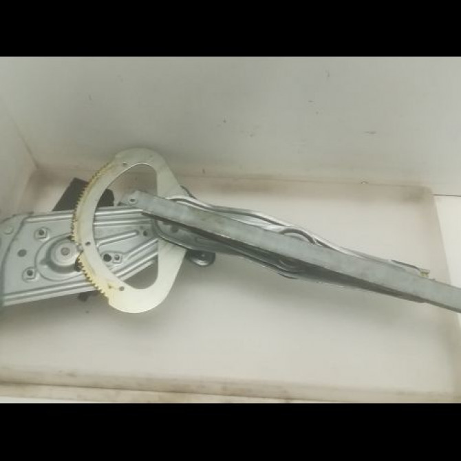 Mecanisme+moteur leve-glace ard occasion RENAULT SCENIC III Phase 1 04-2009->11-2011 1.9 DCI 130ch 827208148R 2