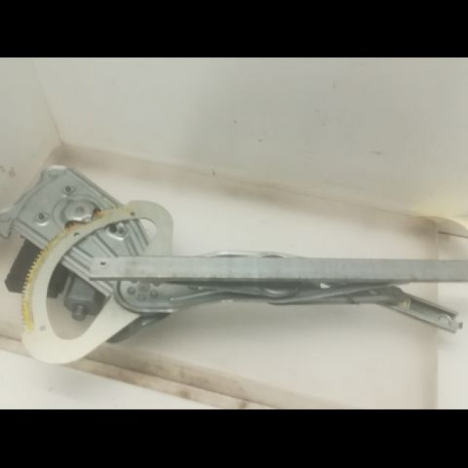 Mecanisme+moteur leve-glace arg occasion RENAULT SCENIC III Phase 1 04-2009->11-2011 1.9 DCI 130ch 827216769R 2