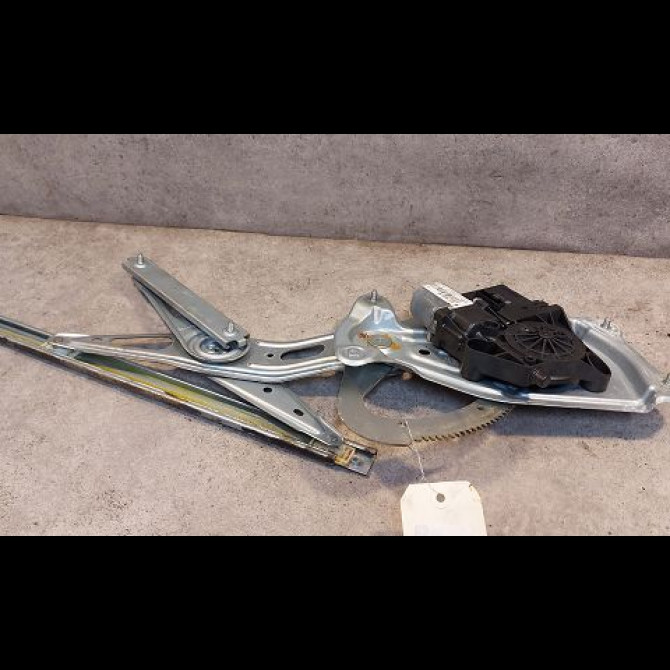 Mecanisme+moteur leve-glace ard occasion RENAULT SCENIC III Phase 1 04-2009->11-2011 1.5 DCI 105ch 827208148R 1