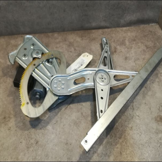 Mecanisme+moteur leve-glace arg occasion RENAULT SCENIC III Phase 1 04-2009->11-2011 1.9 DCI 130ch 827216769R 2