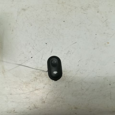 Commande lève-glace porte avant droite occasion FORD MONDEO I Phase 1 01-1993->09-1996 1.8 TD