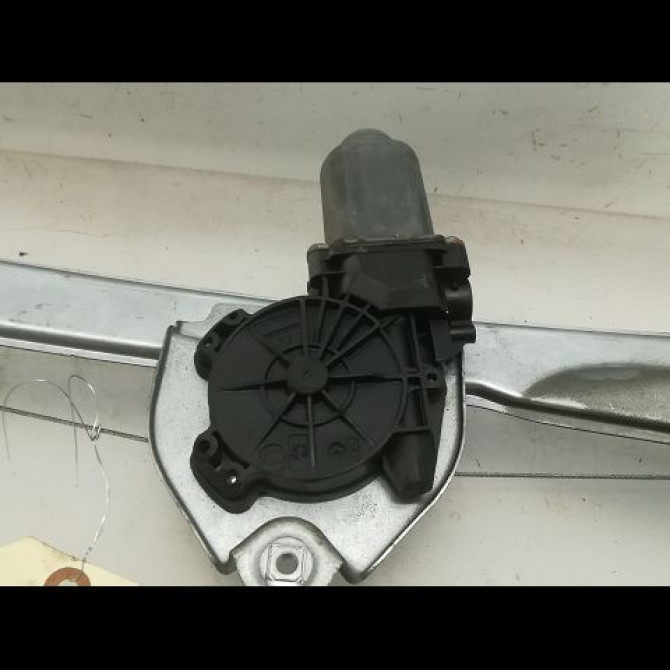 Mecanisme+moteur leve-glace ard occasion RENAULT CLIO III Phase 1 09-2005->03-2009 1.5 DCI 105ch 8200291153 2