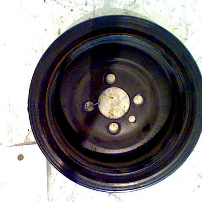 Poulie de vilebrequin occasion VOLKSWAGEN GOLF V Phase 1 11-2003->10-2008 1.9 TDI 105ch 03G105243 1