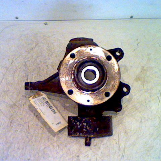 Moyeu avg occasion PEUGEOT 406 Phase 1 10-1995->04-1999 2.2i 16v 335016 1