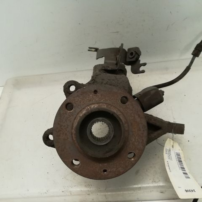 Moyeu avg occasion CITROEN XSARA Phase 1 02-1998->09-2000 335016 2