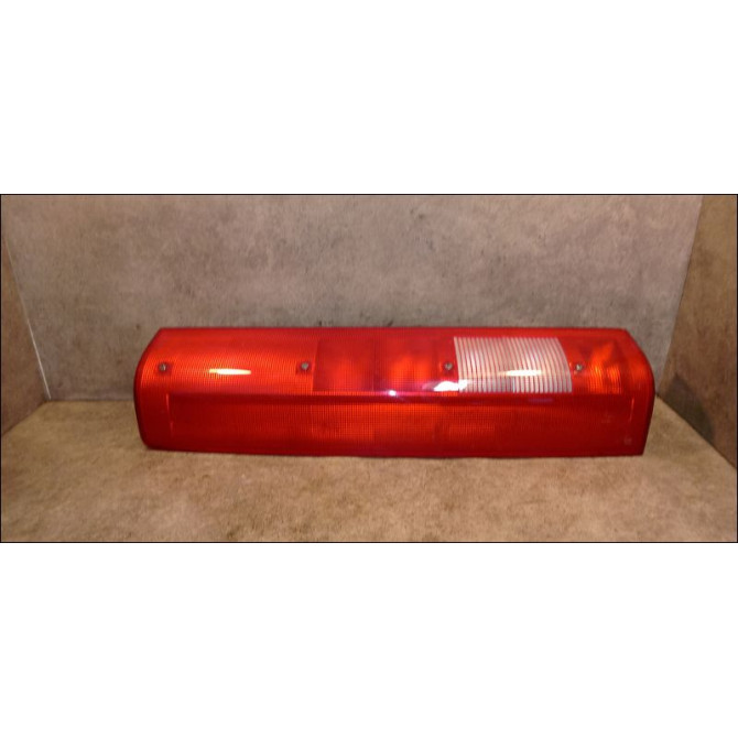 Feu arrière gauche occasion 1