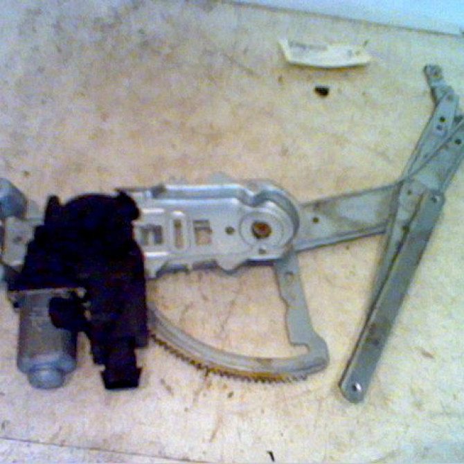 Mecanisme + moteur lève-glace avant droit occasion OPEL CORSA III Phase 2 08-2003->09-2006 1.3 CDTI 9196411 1