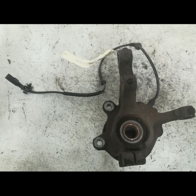 Moyeu avd occasion RENAULT TWINGO II Phase 1 06-2007->11-2011 1.5 DCI 65ch 7701207677 2