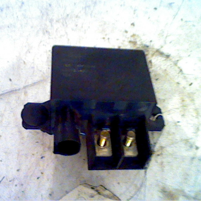 Boitier de préchauffage occasion FORD FIESTA IV Phase 2 09-1999->09-2002 1.8 D 1100143 1