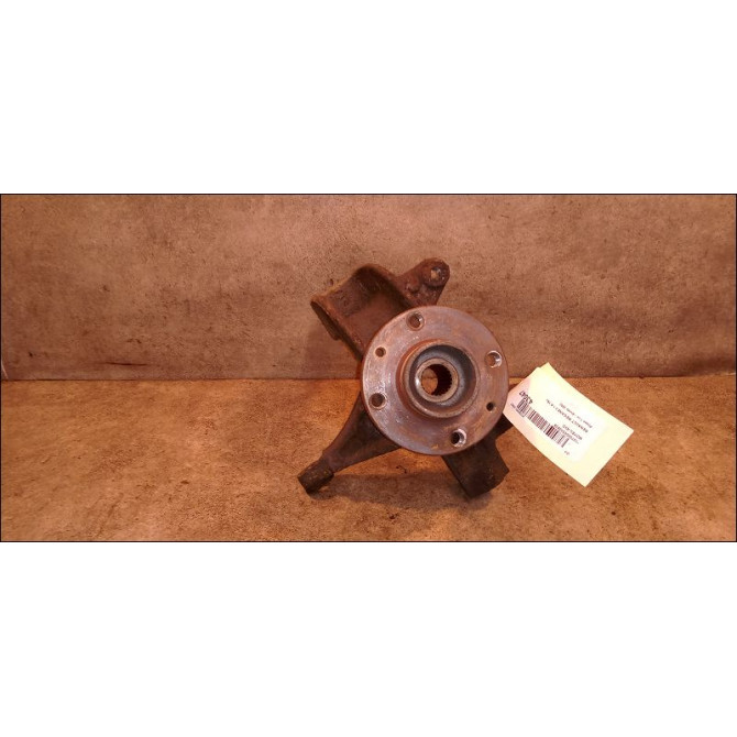 Moyeu avd occasion RENAULT MEGANE II Phase 1 09-2003->12-2005 1.6 16v 7701207677 1