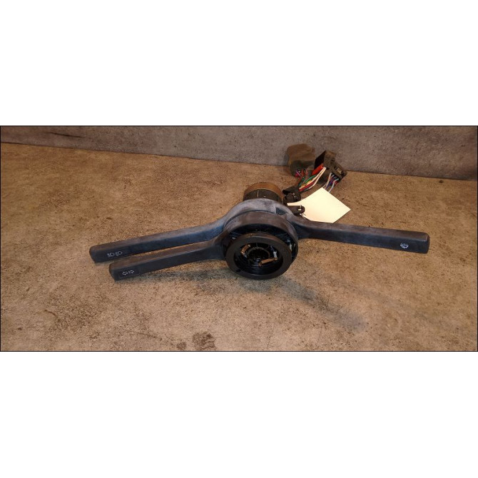 Bloc commodos occasion FIAT CINQUECENTO Phase 1 07-1992->09-1998 0.9i 40ch 181739980 1