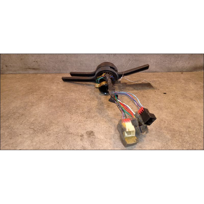 Bloc commodos occasion FIAT CINQUECENTO Phase 1 07-1992->09-1998 0.9i 40ch 181739980 2