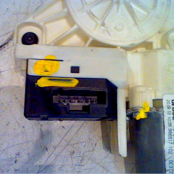 Mecanisme+moteur leve-glace arg occasion RENAULT LAGUNA III Phase 2 11-2010->03-2013 1.5 DCI 8v 110ch 827010001R 2