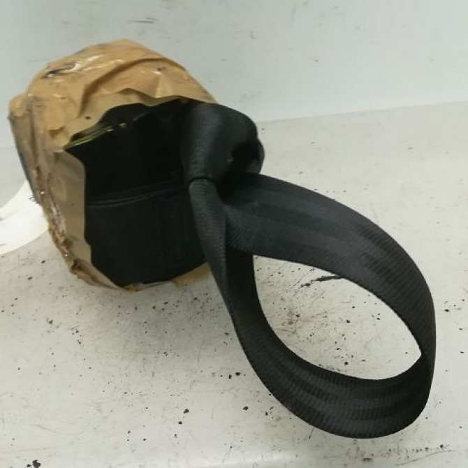 Ceinture arrière gauche occasion VOLKSWAGEN GOLF V Phase 1 11-2003->10-2008 1K6857805DRGR 2