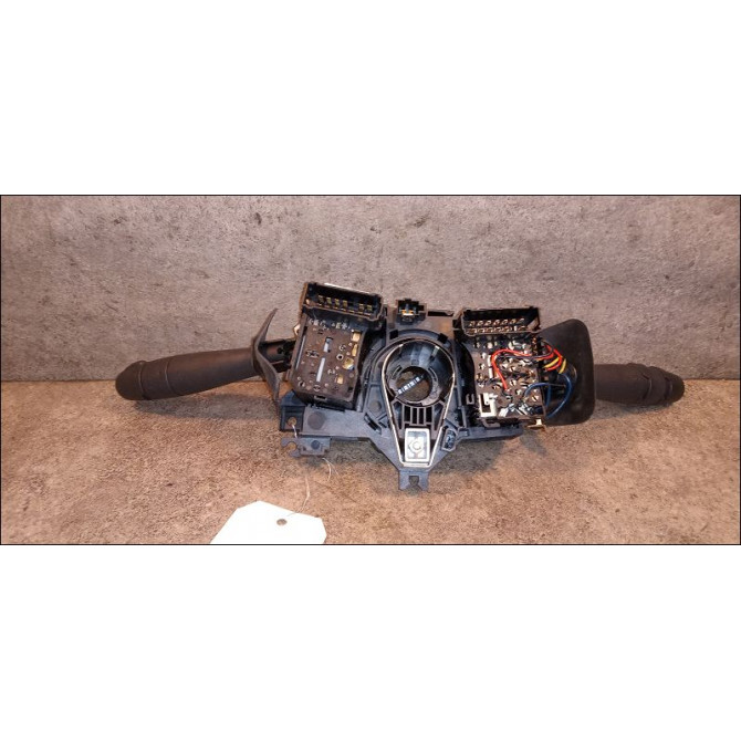 Bloc commodos occasion DACIA SANDERO I Phase 1 06-2008->10-2012 1.4 MPI 75ch 2