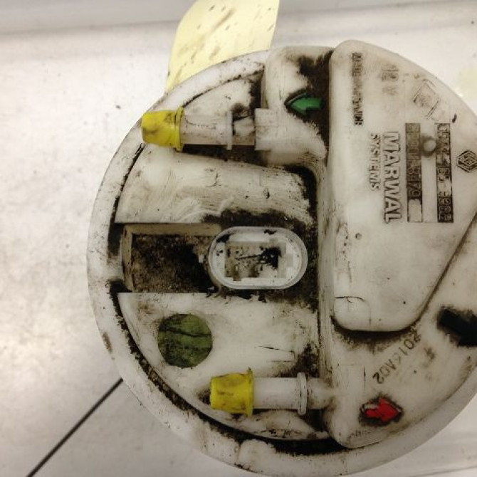 Pompe à carburant immergée occasion RENAULT CLIO II Phase 2 06-2001->07-2006 1.5 DCI 65ch 8200128479 2