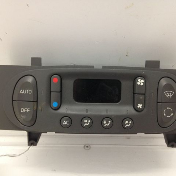 Commande de chauffage occasion RENAULT SCENIC I Phase 2 08-1999->06-2003 1.6 110 ch 1