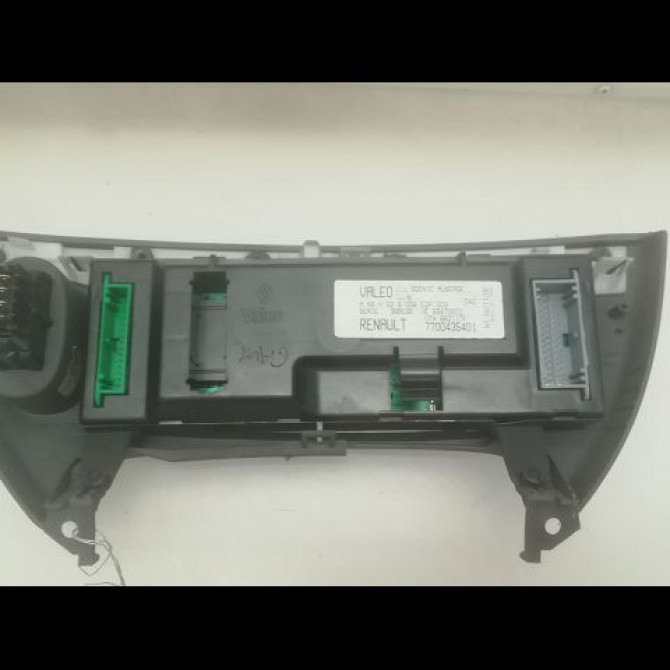 Commande de chauffage occasion RENAULT SCENIC I Phase 2 08-1999->06-2003 1.9 DCI 100ch 2