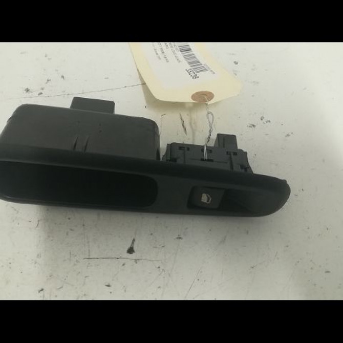 Commande leve-glace porte arrière gauche occasion PEUGEOT 5008 I Phase 1 11-2009->12-2013 1.6 HDI 112ch 6490RK 1