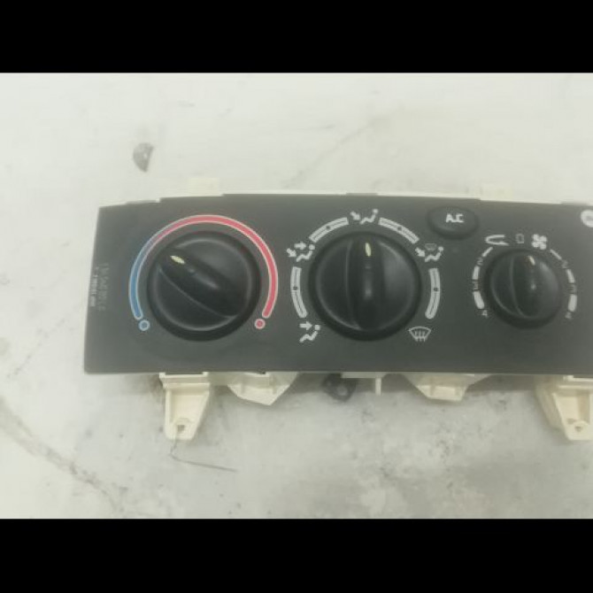 Commande de chauffage occasion RENAULT SCENIC I Phase 2 08-1999->06-2003 1.9 DTI 100ch 1