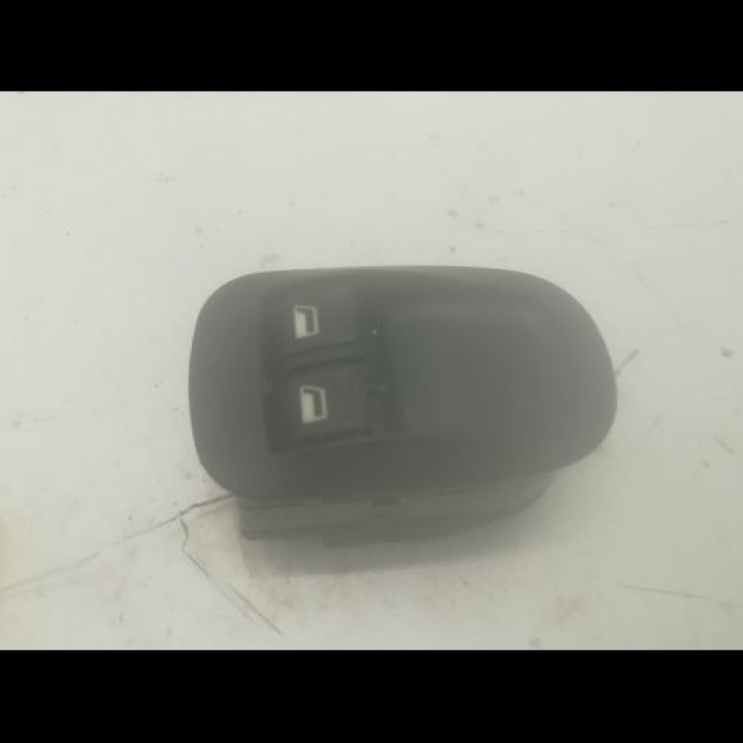 Commande lève-glace porte avant droite occasion PEUGEOT 206 Phase 2 02-2003->02-2009 1.4 HDI 70ch 1