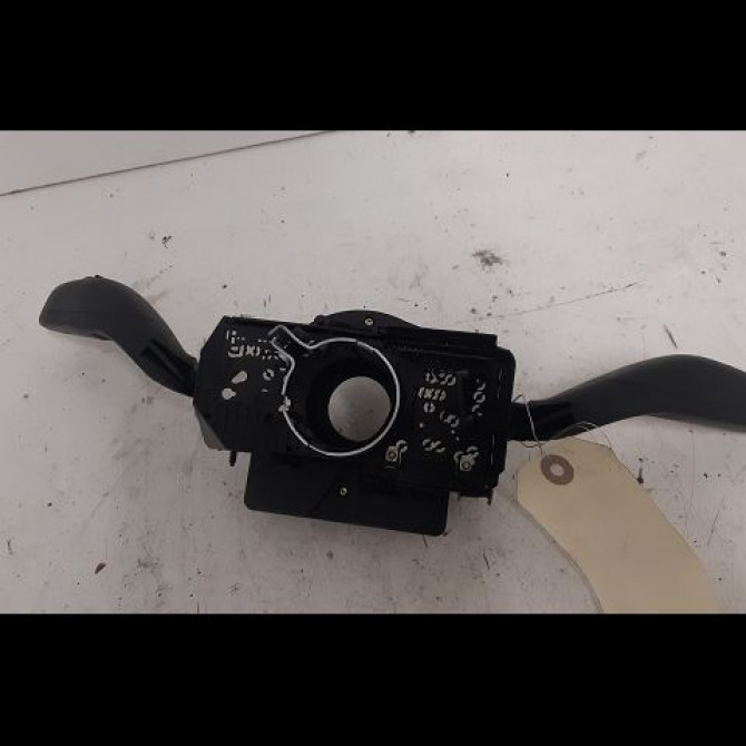 Bloc commodos occasion VOLKSWAGEN POLO IV Phase 1 01-2002->05-2005 1.4 16v 6Q0953513E9B9 4