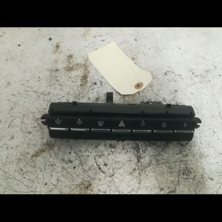 Bouton de warning occasion PEUGEOT 5008 I Phase 1 11-2009->12-2013 2.0 HDI 150ch