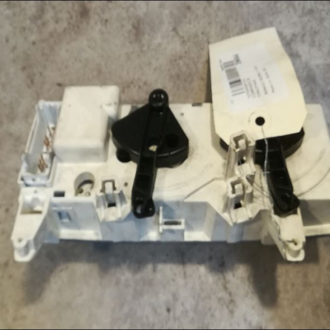 Commande de chauffage occasion RENAULT SCENIC I Phase 2 08-1999->06-2003 1.9 DTI 80ch 2