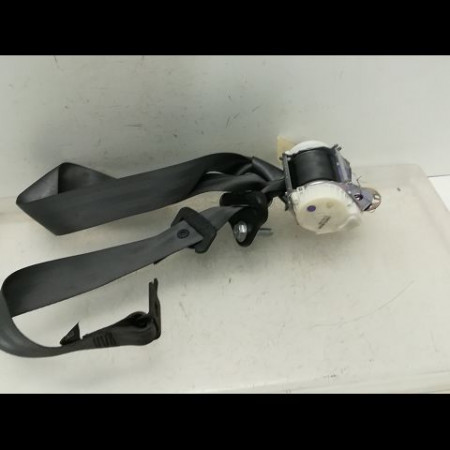 Ceinture arrière droite occasion RENAULT CLIO III Phase 1 09-2005->03-2009 1.2 TCE 16v 100ch 8200838238