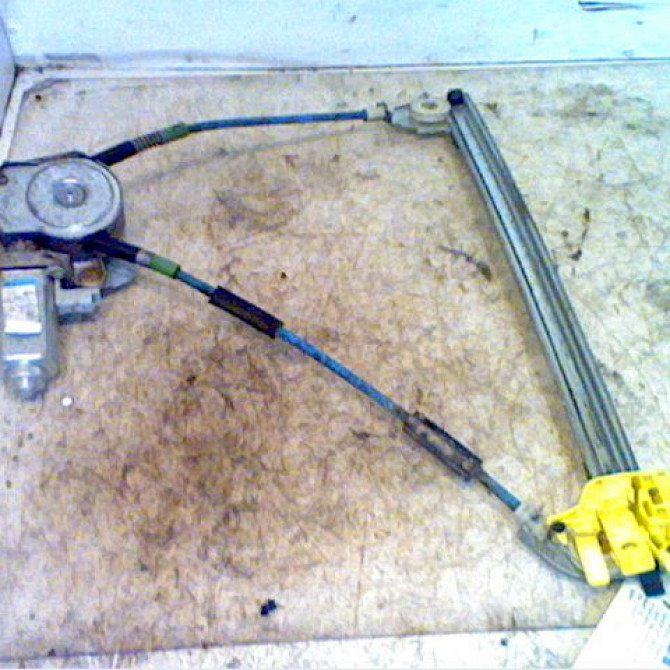 Mecanisme leve-glace arrière droit occasion CITROEN XSARA Phase 1 02-1998->09-2000 922367 1