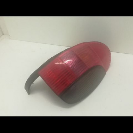 Feu arrière droit occasion PEUGEOT 306 Phase 2 04-1997->03-2002 6351J3