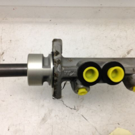 Maitre cylindre occasion RENAULT MEGANE I Phase 2 03-1999->06-2003 1.6 16v 7701206792
